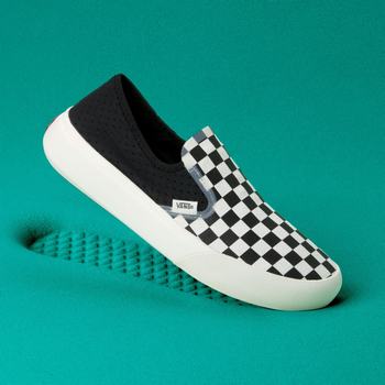 Női Vans Checkerboard ComfyCush One Tornacipő VA7139062 Fekete